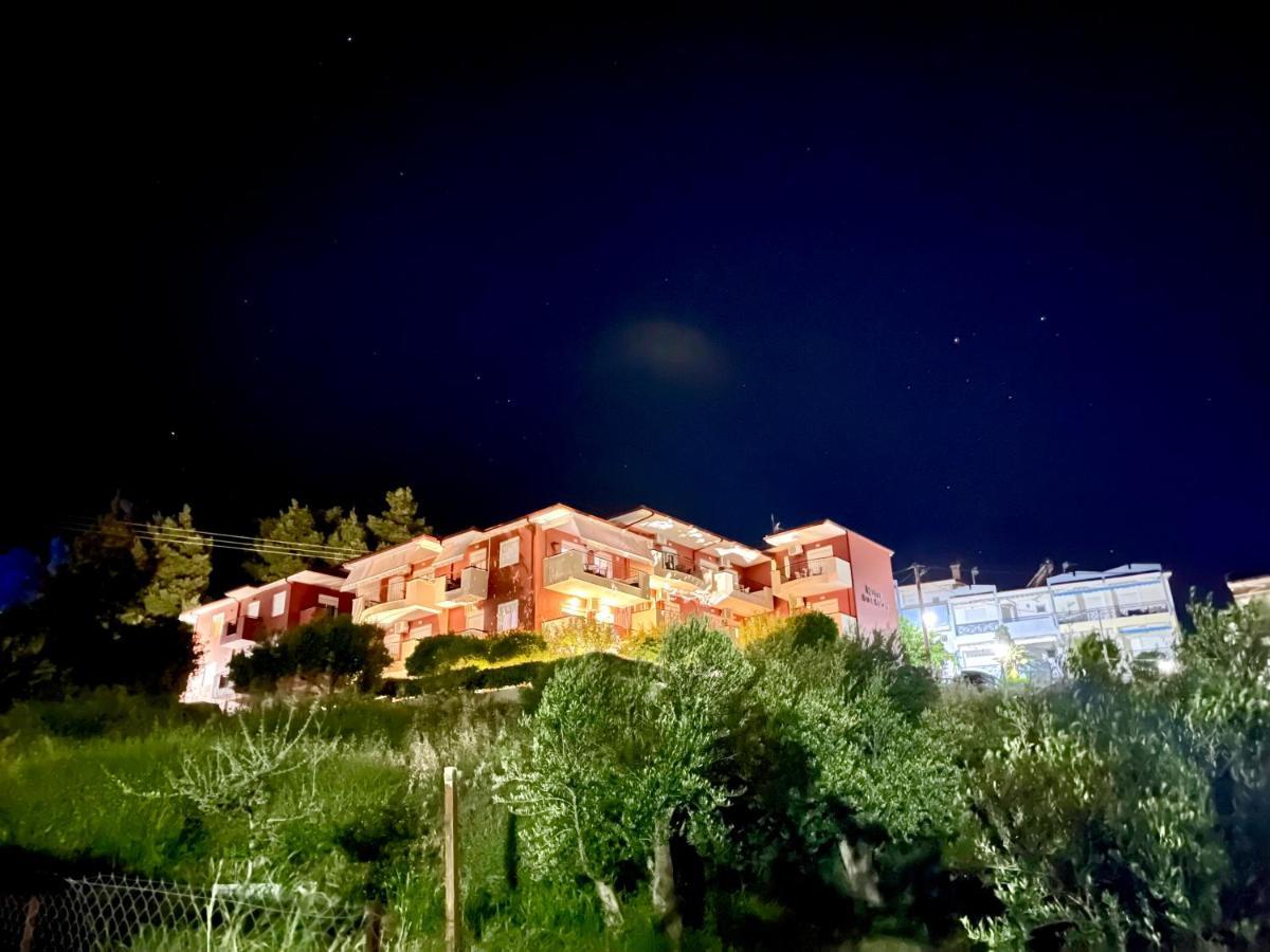Hotel Sun Sight Pefkochori Exteriör bild